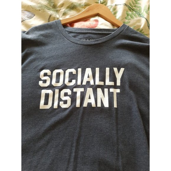 T shirt - Picture 4 of 4